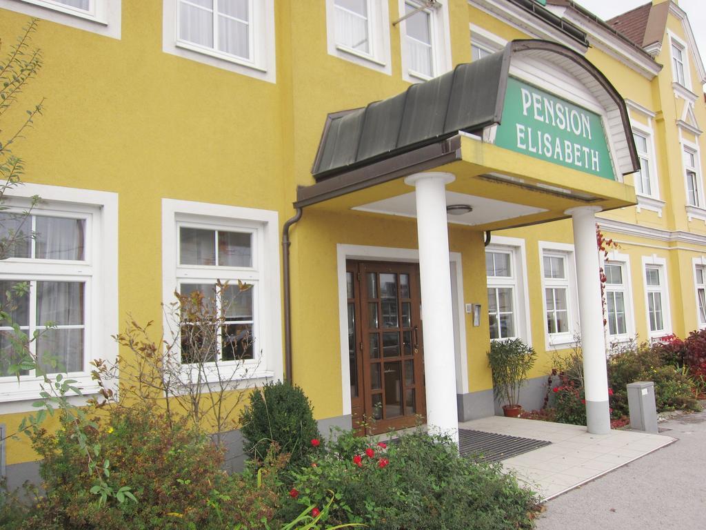 Pension Elisabeth Sankt Poelten Extérieur photo